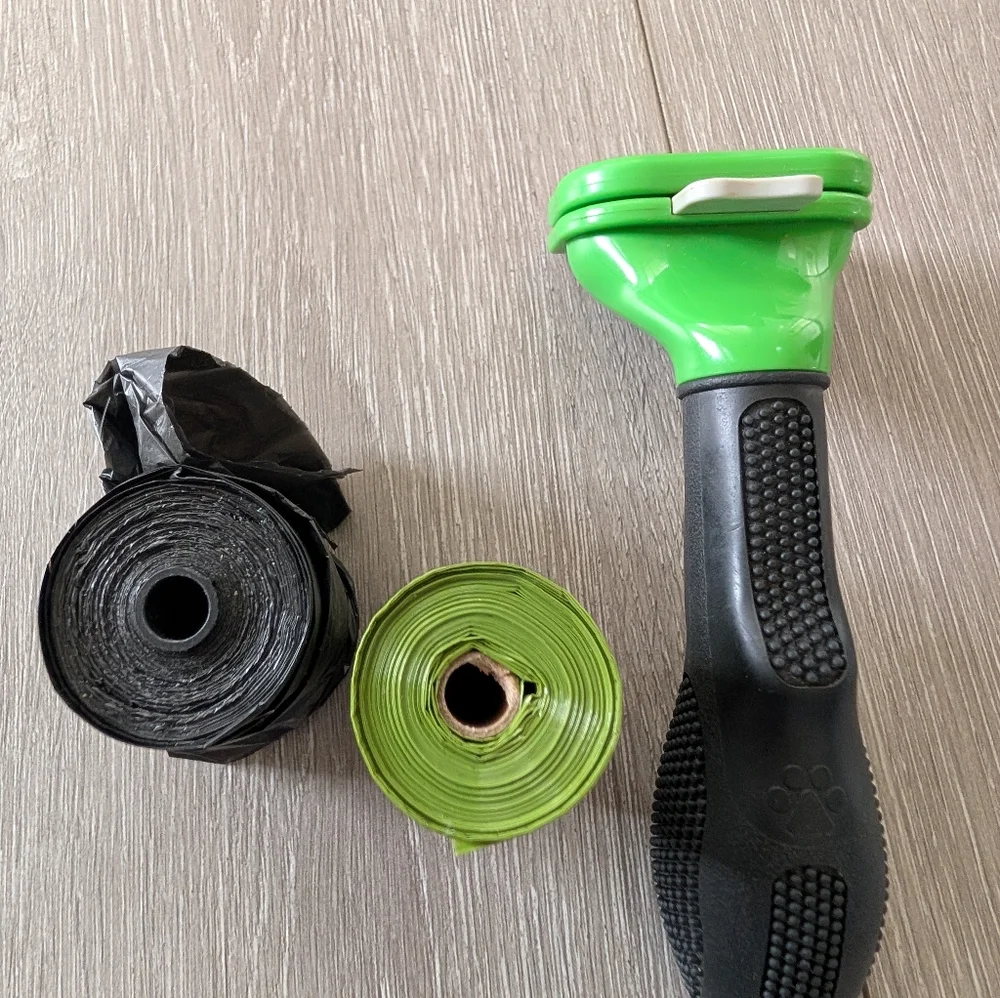 FURminator Black and Green Grooming Tool